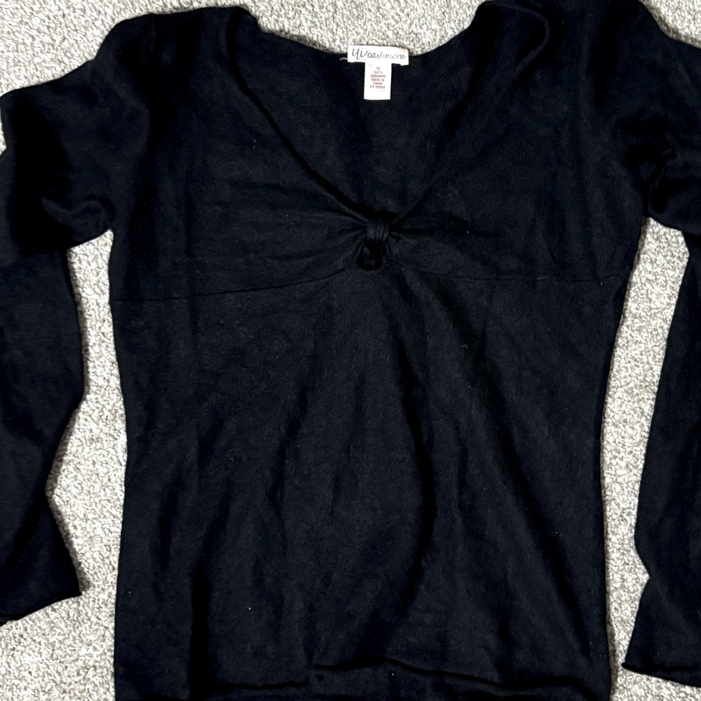 Cashmere Black Long‎ Sleeve Top Shirt Women's Size Medium